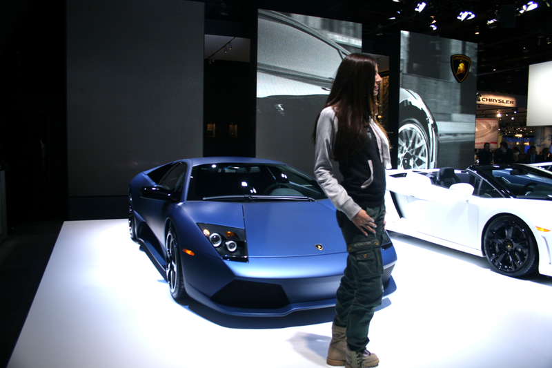 Illustration for article titled The Top Ten Photo Galleries Of The 2009 Detroit Auto Show